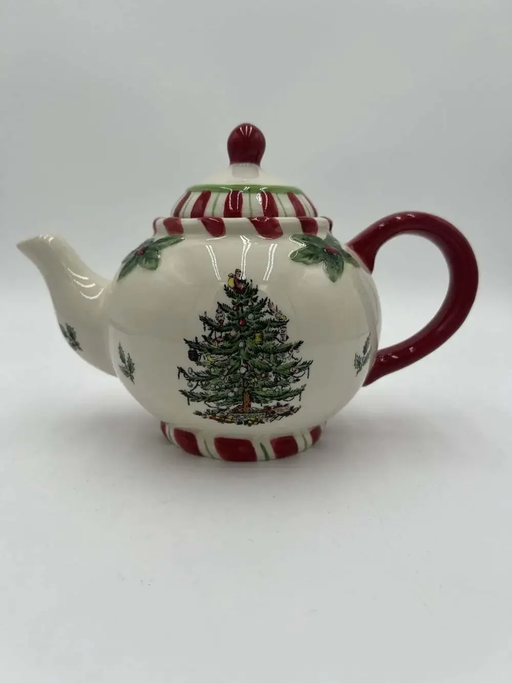 Spode Christmas Tree Peppermint Teapot Candy Cane Holiday Christmas 32 Oz